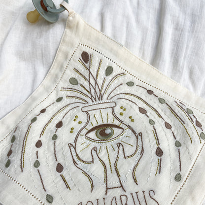 AQUARIUS JAN 20-FEB 18